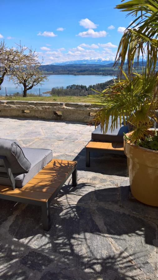 Bed and Breakfast Swiss Borzoi House Vully-les-Lacs Exteriér fotografie