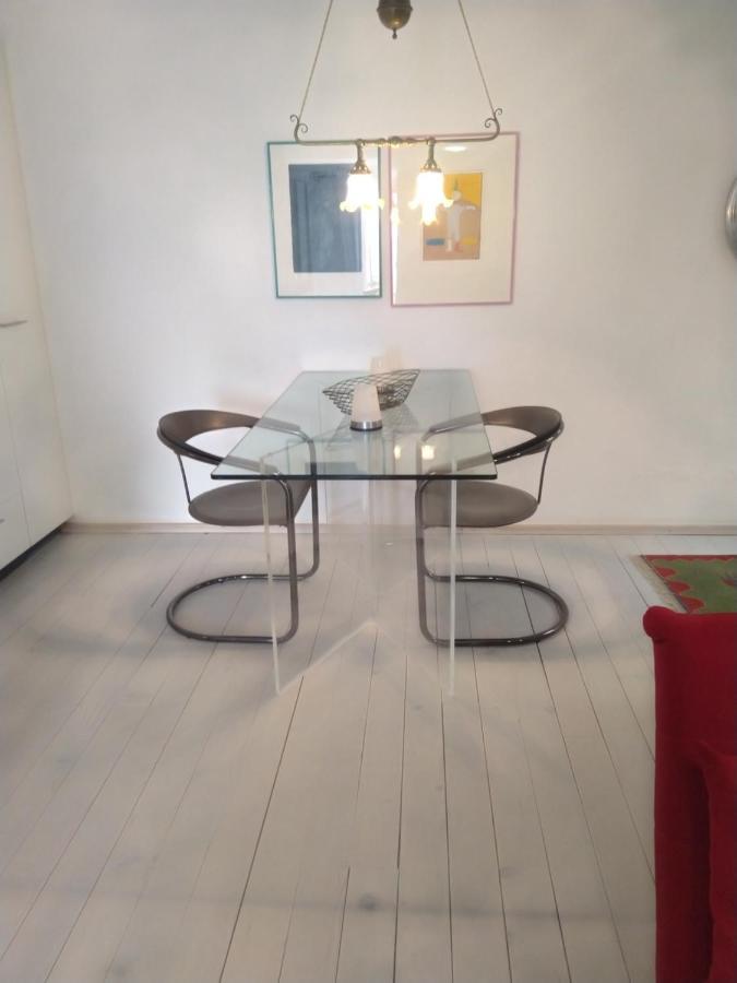 Bed and Breakfast Swiss Borzoi House Vully-les-Lacs Exteriér fotografie