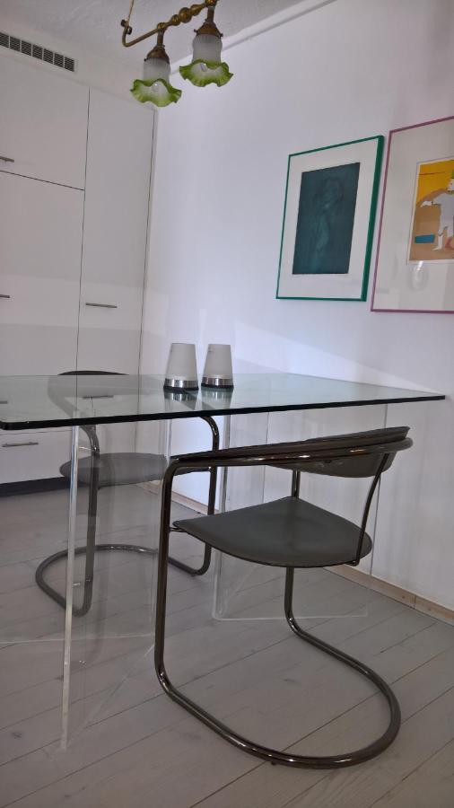 Bed and Breakfast Swiss Borzoi House Vully-les-Lacs Exteriér fotografie